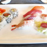 I-sushi food