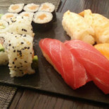I-sushi food