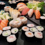 I-sushi food