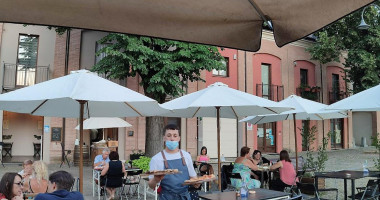 Prosciutteria La Douja outside