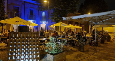 Prosciutteria La Douja outside