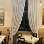 Da Gennaro inside