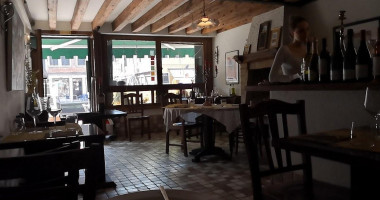 Trattoria Alla Fontana inside