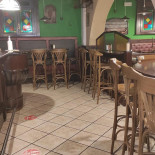 Morrison Pub Dentro