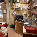 Pizzeria La Pergola Dentro