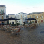 Pub Well Done Exterior