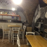Pub Well Done Dentro