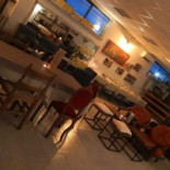 Expresso Garage Braceria Pizzeria À l'intérieur