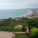 Peste Corna Exterior