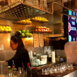 Frulalà À l'intérieur