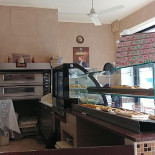 Pizza Kebab Aladin inside