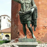 Manuelina Exterior