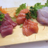 Sakura Nourriture