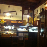 Osteria Monelli inside