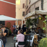 Osteria Monelli outside