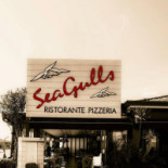 Pizzeria Sea Gull's Beach outside