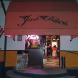 Jack Biker's Extérieur