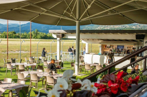 Ristorante Pizzeria Lounge Bar Boscomantico outside