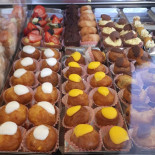 Pasticceria Bolzani Ponte Degli Angeli food