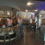 Glass Dentro