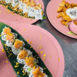 Avomaki food