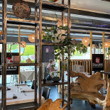 Revolution Cafe Extérieur