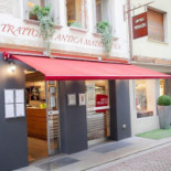 Trattoria Antica Maddalena Exterior