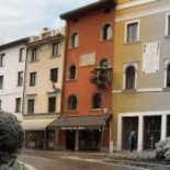 Speziaria Pei Sani outside