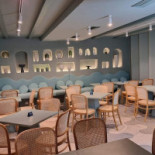 Aqa Fish Lab À l'intérieur