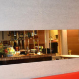 Al 128 Exterior