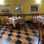Antica Trattoria Ai 4 Soldi inside