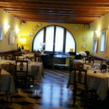 Antica Trattoria Ai 4 Soldi inside