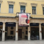 Caffe' Garibaldi Extérieur