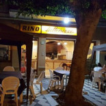 Rino Tuttopizza outside