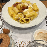 Romanè Comida