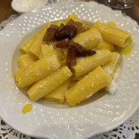 Romanè Comida