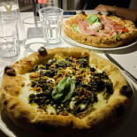 Verbella Con Pizzeria A Sesto Calende Nourriture