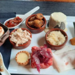 Malgra' Vinosteria In Rivarolo food