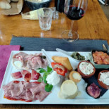 Malgra' Vinosteria In Rivarolo food