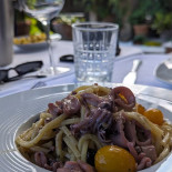 Parco Laghi Dei Reali food