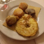 Seasons Wine Cafe Comida