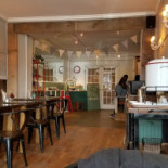 Tamo À l'intérieur