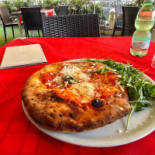 Pizzeria Add’e Guagliun 2 Da Raffaele Gambardella Comida