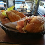 Dar Ciriola Food