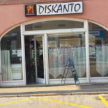 Menti Outside