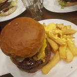 Burger Wave Monte Nero Nourriture