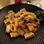 Pizzeria Perhonen food
