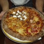 Pizzeria Chiacchiere Sapori food