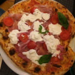 Pizzeria Chiacchiere Sapori food