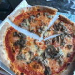 Buona Pizza food